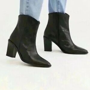 NWOT Barclay Leather Ankle Boots in Black FREE PEOPLE SZ 41 (10.5)